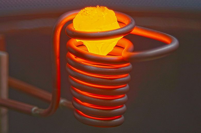 圓柱形銑刀采用中頻感應加熱機加熱的熱處理工藝分析